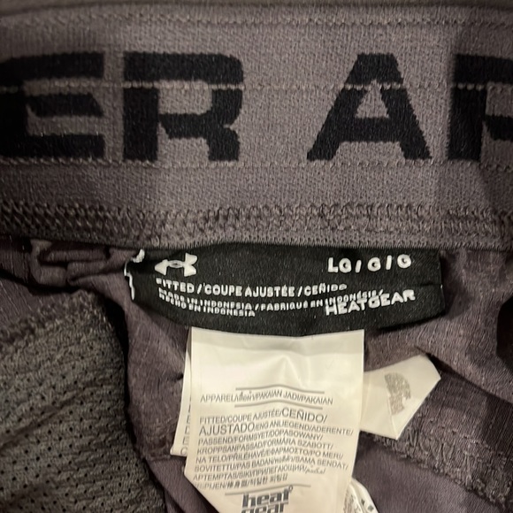 UnderArmour sweat pants - Picture 2 of 2